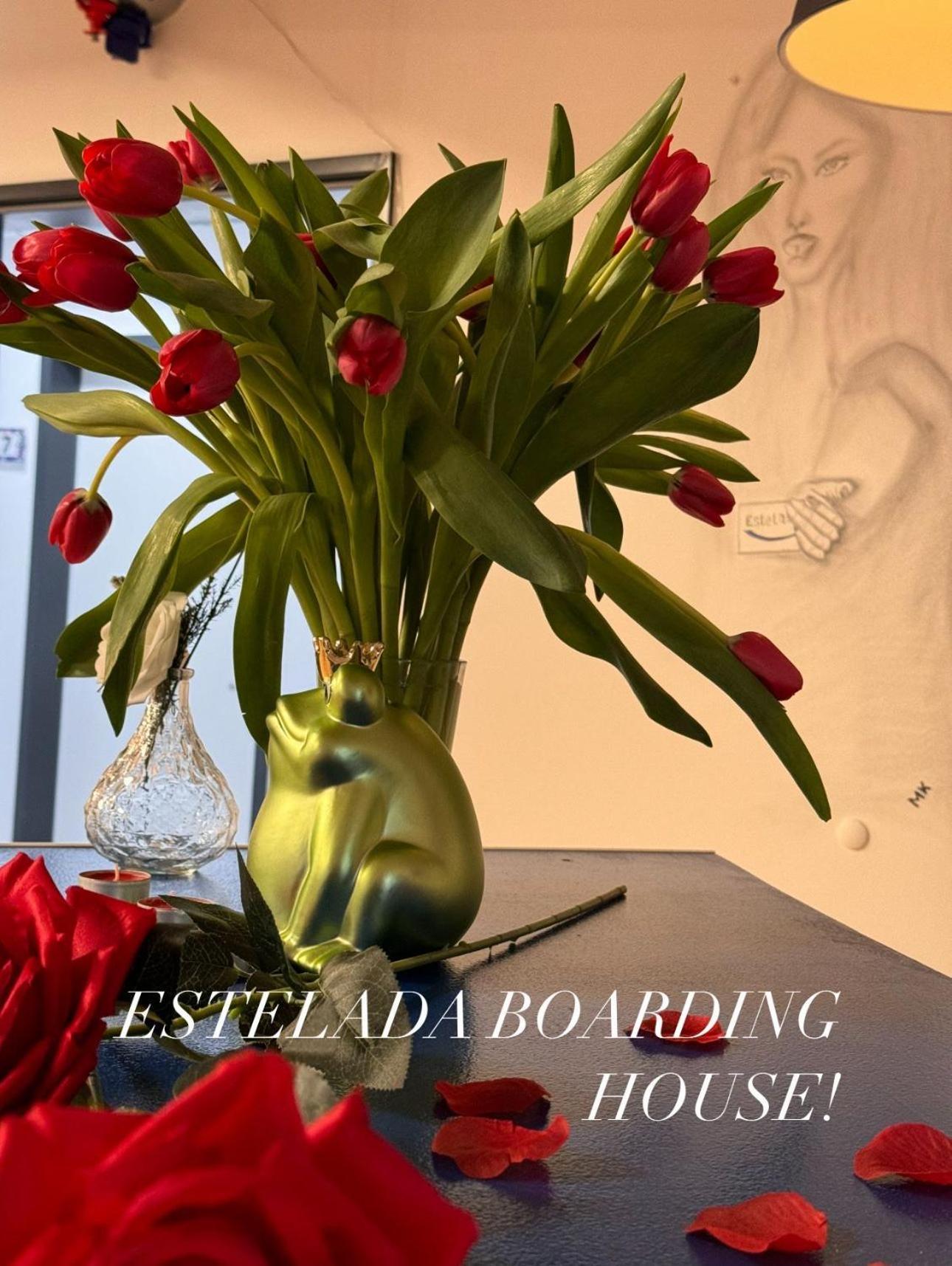 Estelada Hostel Berg Am Laim - Munich — Photos 2